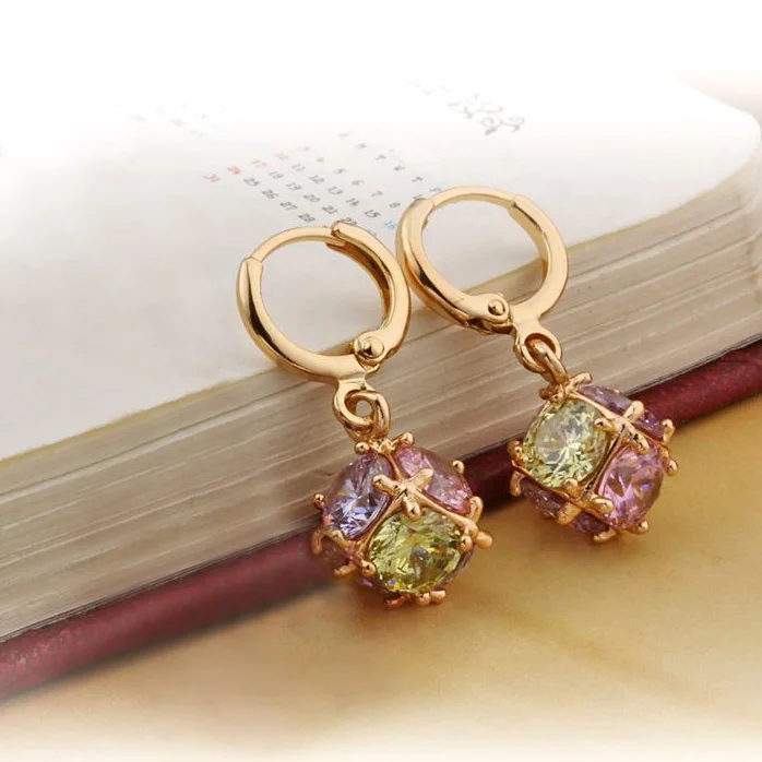 

Colorful CZ Gold Earing Long Earrings For Women Oorbel Longues Boucle D'oreille Kolczyki Aretes Largos Orecchini Uzun Kupe E2421