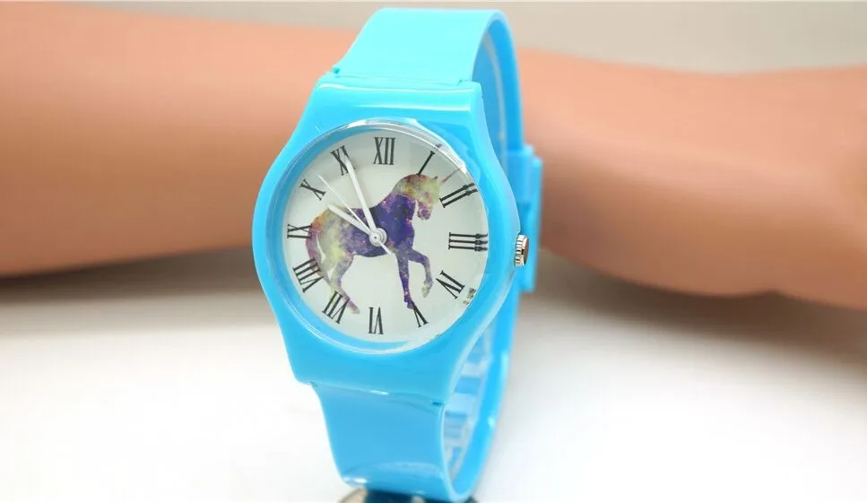

unisex classic fashion animal dial roman number wristwatches for women man girls quartz watch with unicorn&cat dial design watch
