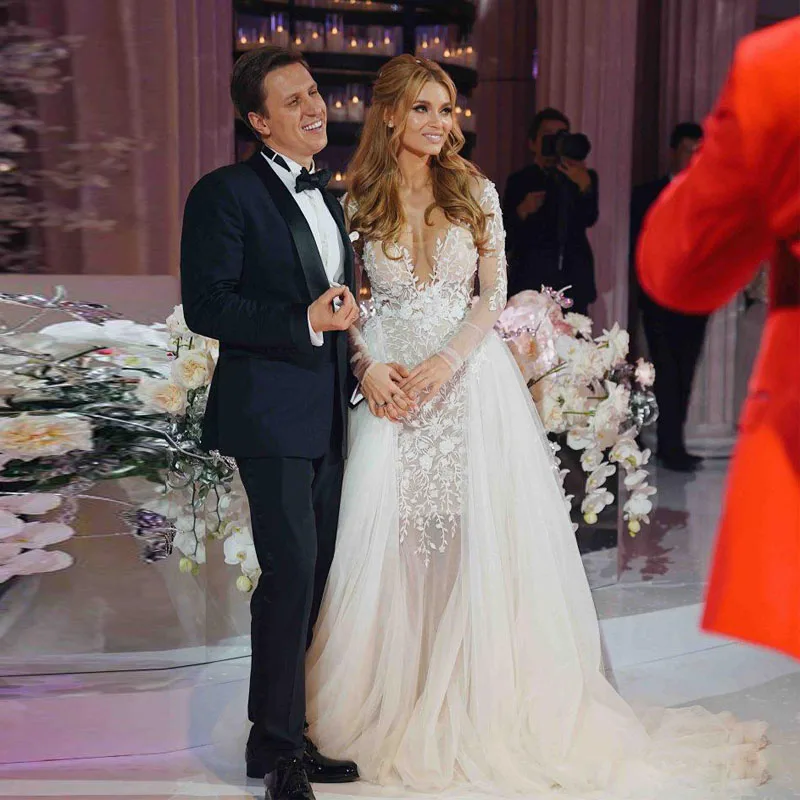 

Mermaid Wedding Dresses With Detachable Train Sheer Long Sleeve 2019 Lace Appliques Chapel Bridal Gown Backless Wedding Wear