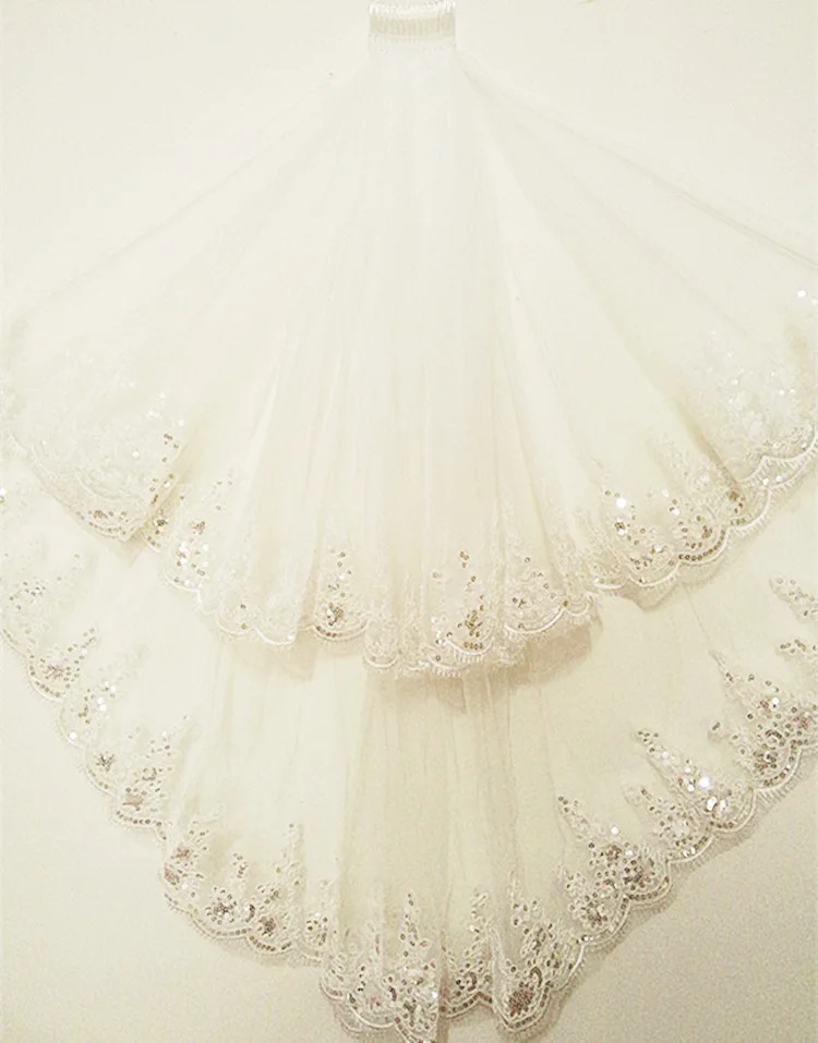 

In Stock Ivory White Two Layers Tulle Beaded Sequins Lace Edge Wedding Short Bridal Veil Accessories