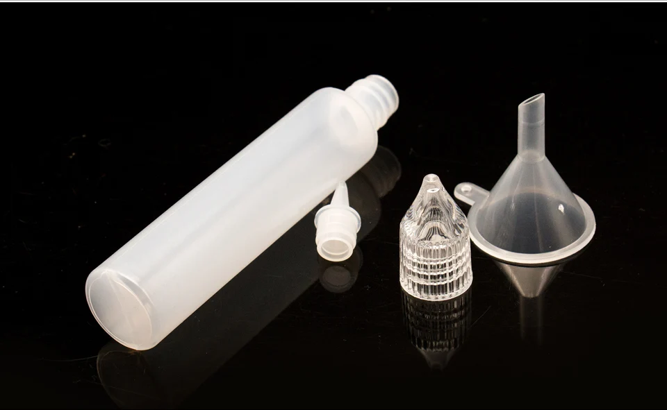 Bottle-&-Funnel-01_04