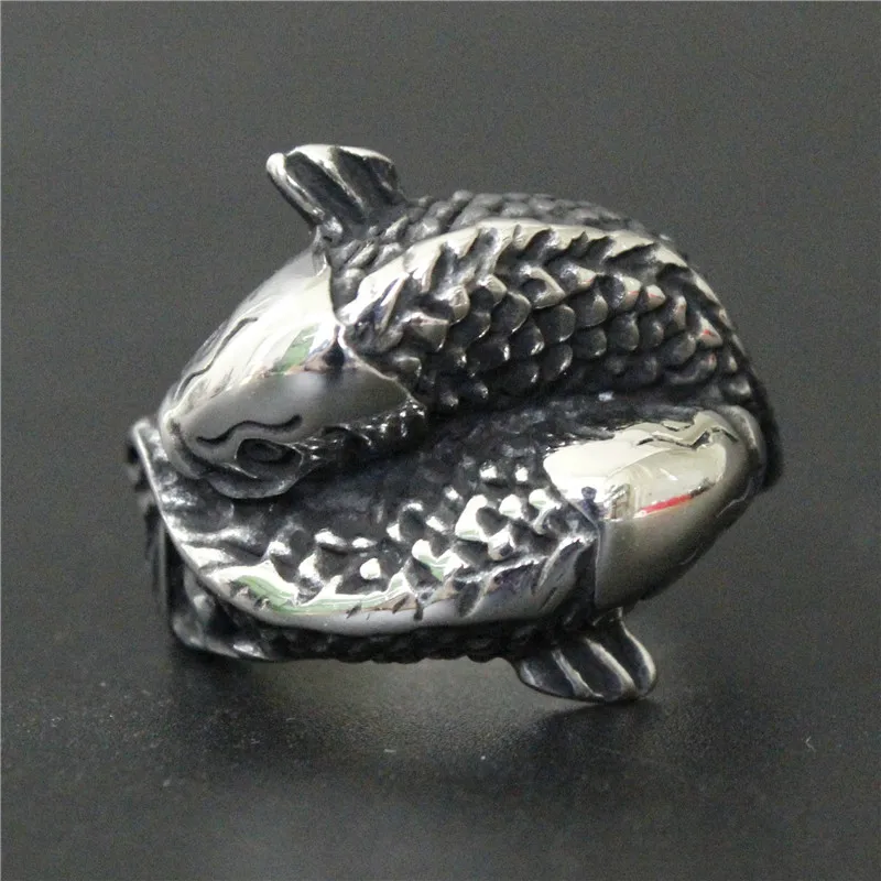 18k Koi Fish Ring - Gem