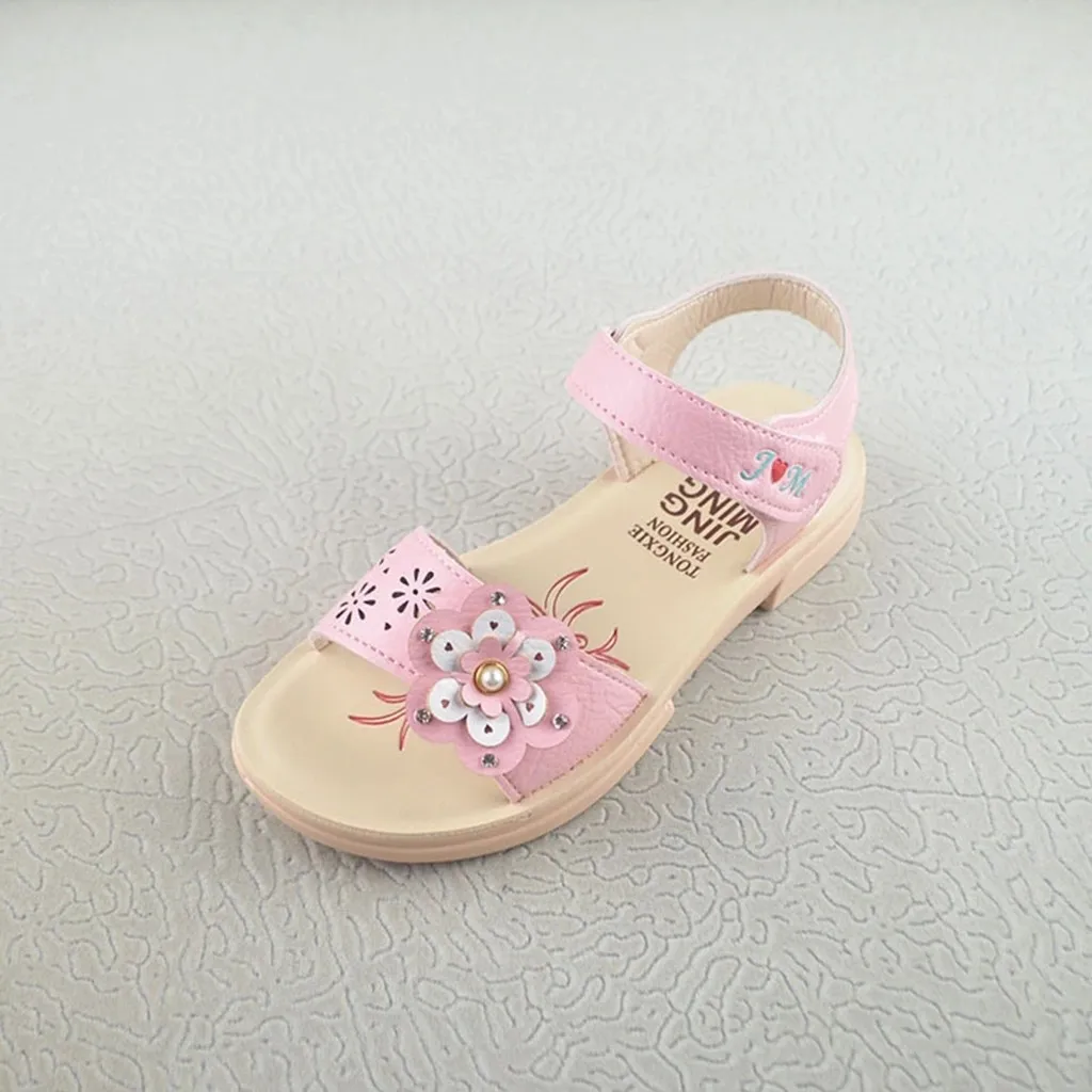 Сандалии для девочек; коллекция года; летние сандалии для маленьких девочек; пляжные сандалии для принцессы с цветами и жемчугом; Повседневная обувь для девочек; детские сандалии
