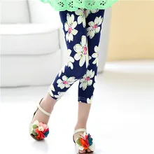 Детские штаны для девочек; леггинсы; летние детские штаны с цветочным принтом; Модные узкие брюки-карандаш; брюки; шелковые леггинсы для девочек