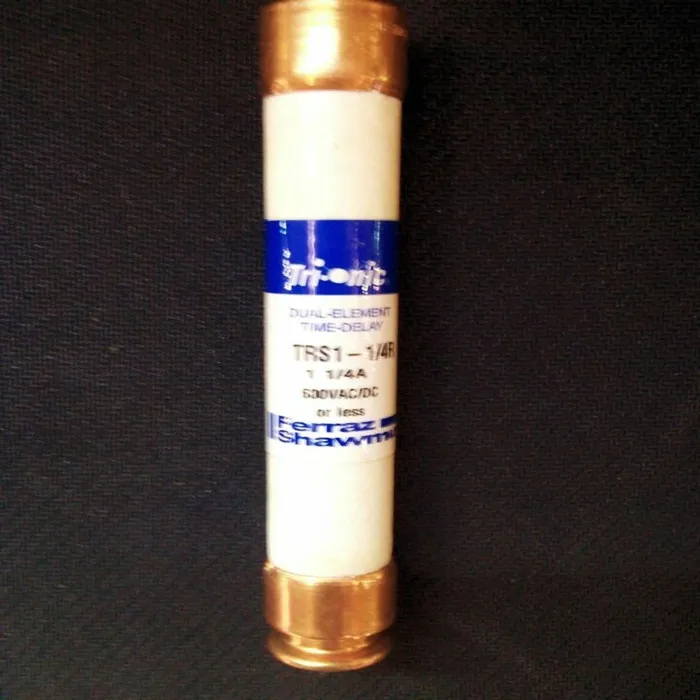 

TRS1-1 / 4R Ferraz France Roland 21X127MM fuse / fuse 1.25A 600VAC