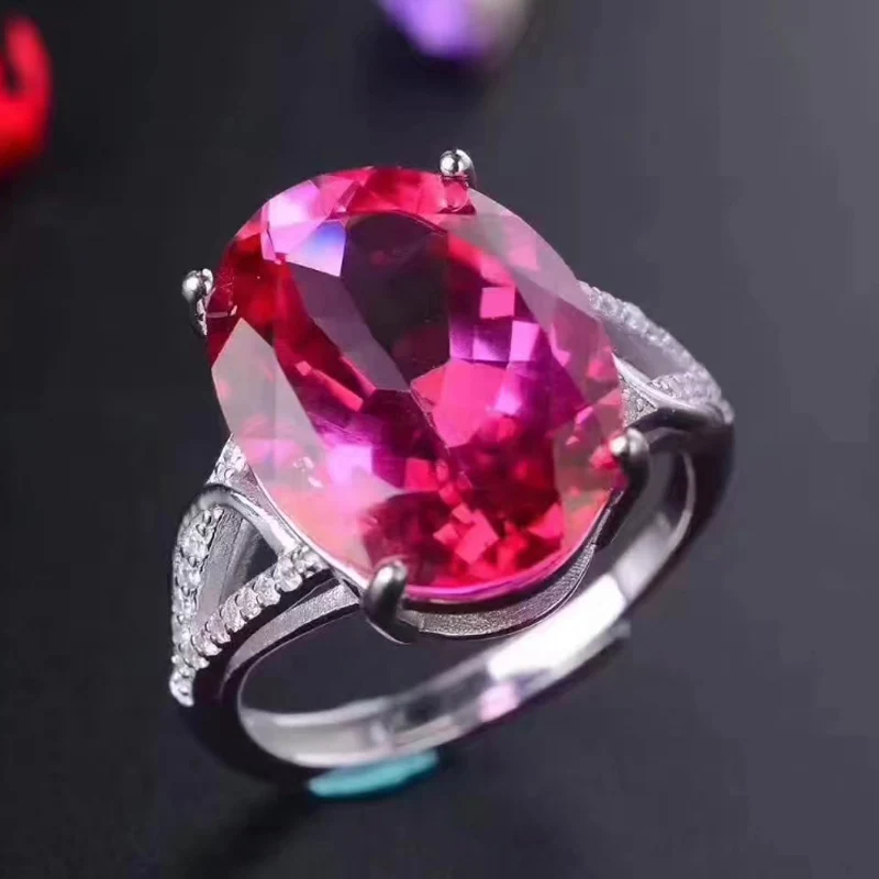 

Кольцо женское из серебра 925 пробы с розовым топазом