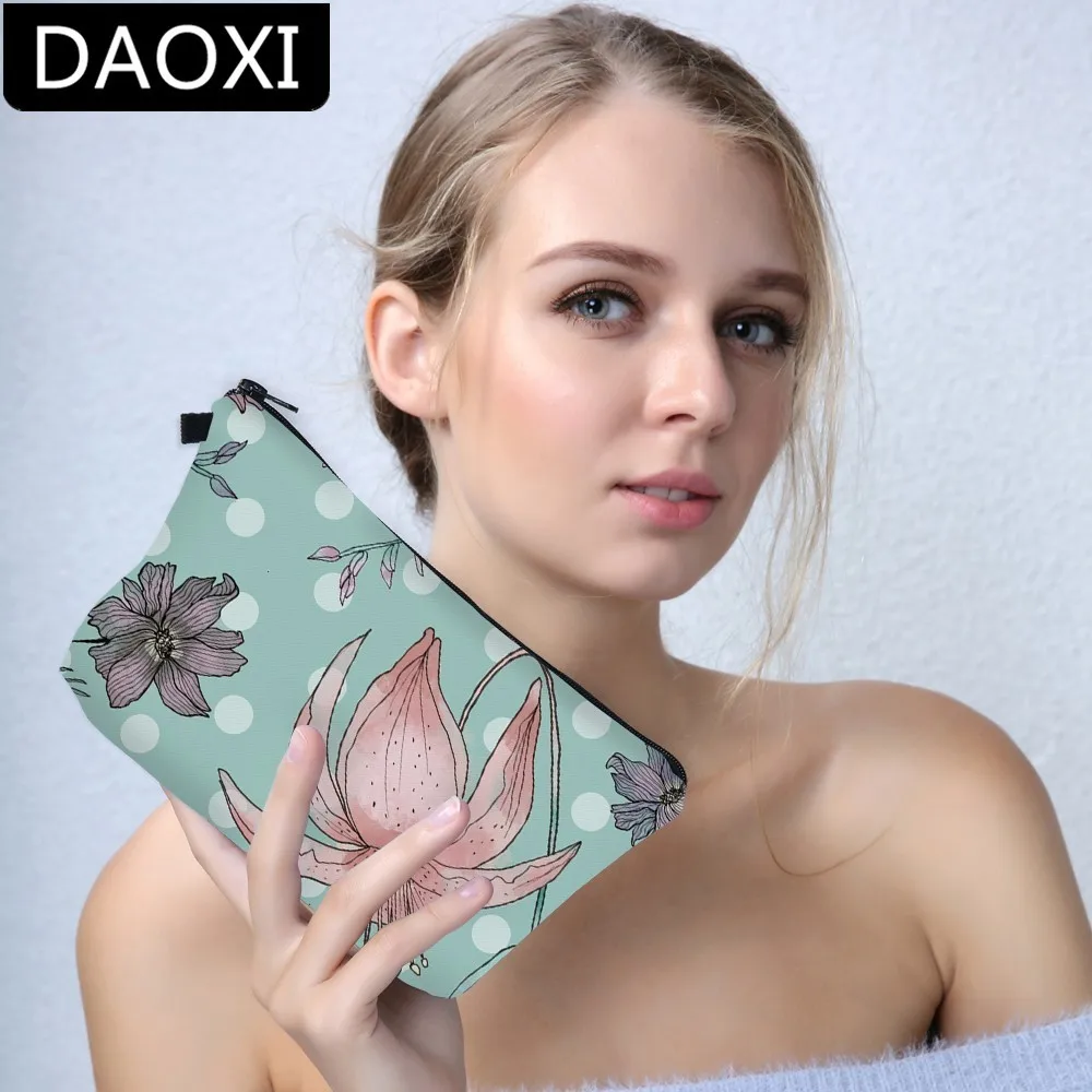 

DAOXI Cosmetic Bags 3D Printing Flower Cute Necessaries for Women Toiletry Storage DX51318