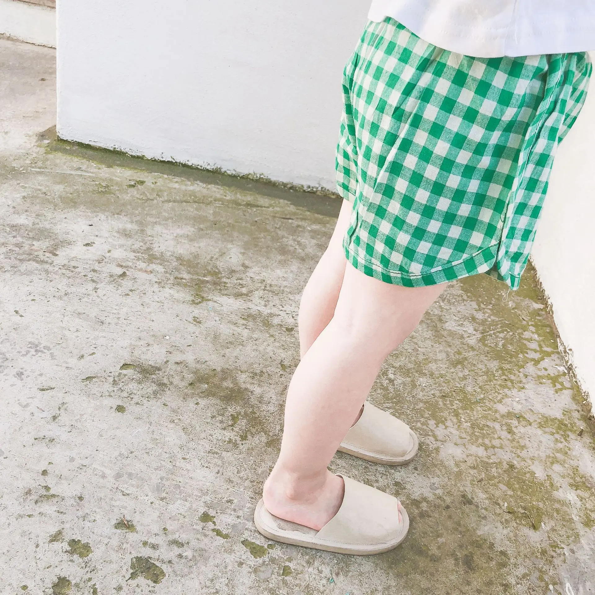Новые летние корейские Высокая талия детские клетчатые Короткие штаны мальчиков и Шорты для девочки дети Повседневное Спортивные штаны брюки одежда От 2 до 7 лет