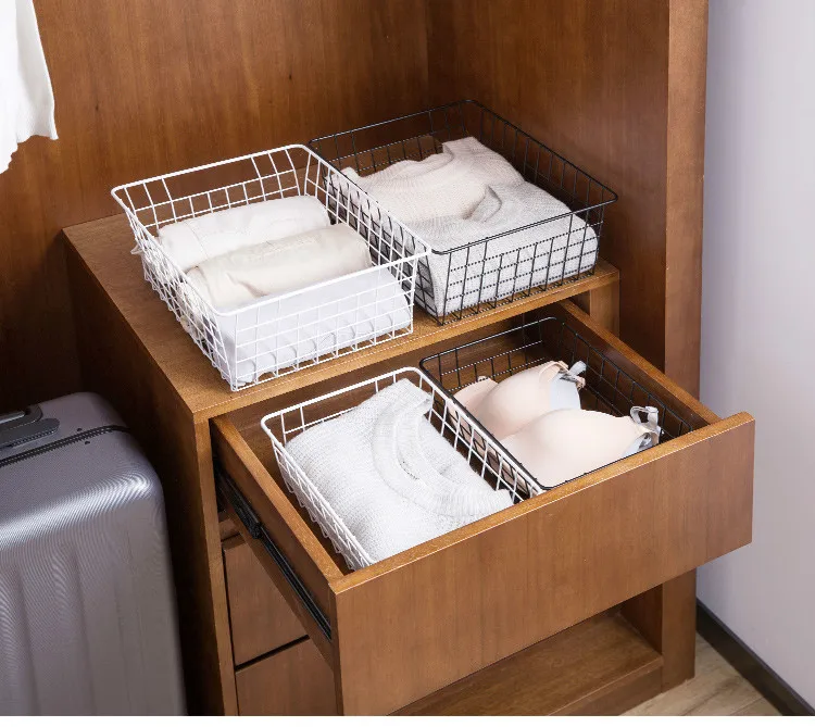 Nordic Wire Iron Storage Basket Cosmetics Clothes Fruit Basket Desktop Box Container Kitchen Bathroom Shampoo Baskets Organizer