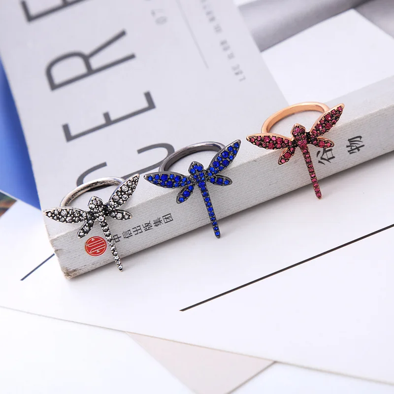 9068823512_1128138252