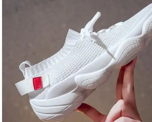 

2018 summer and autumn new casual fashion wild single shoes super fire coconut shoes