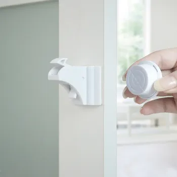 

Child Safety Magnetic Cupboard New Locks Baby Safety Locks for Cabinets Drawers 4 Locks 1 Baby safety care Key