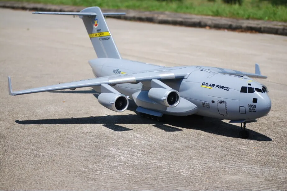 Радиоуправляемый самолет C17 AirBUS военный Aieliner 2 4G 7 канальный пульт дистанционного