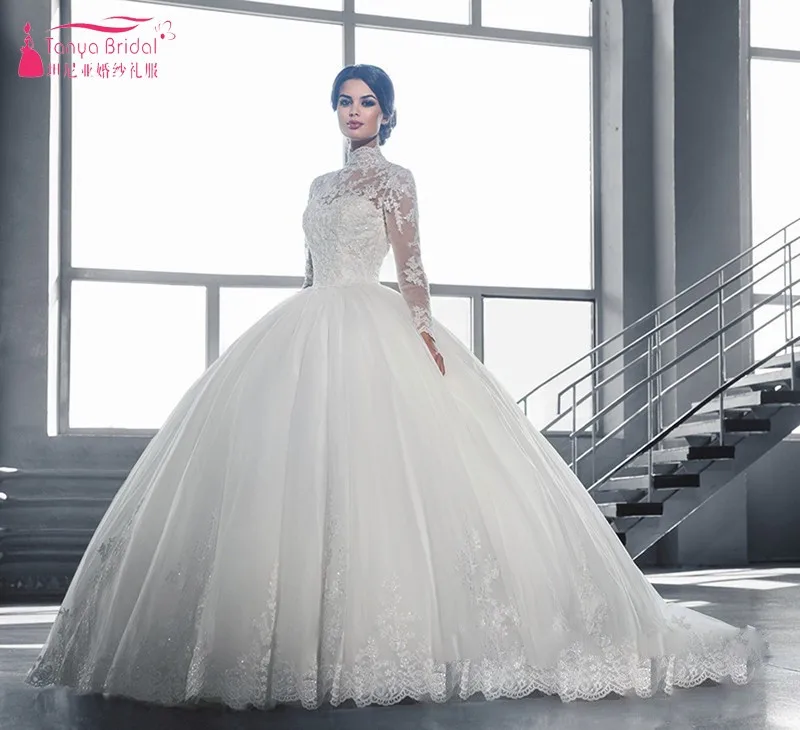 

Ball Gown Wedding Dresses 2019 Lace Appliques Long Sleeves High Collar Arabic Dubai Wedding Bridal Gown DQG936