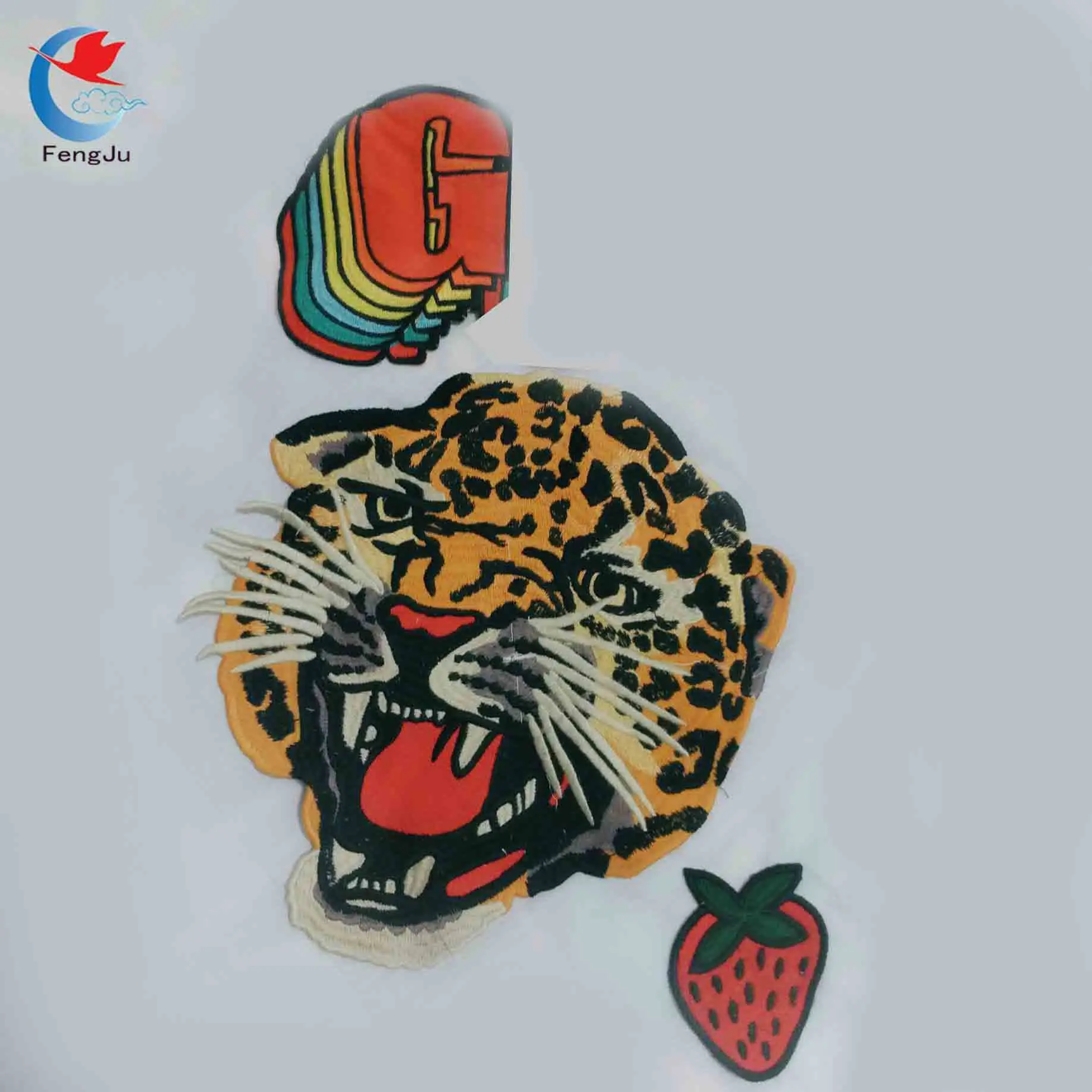 

FengJu 1set Embroidered tiger with flower Patches for Clothing Iron on Colorful Sequined Patch Badge Handmade Craft Decoration