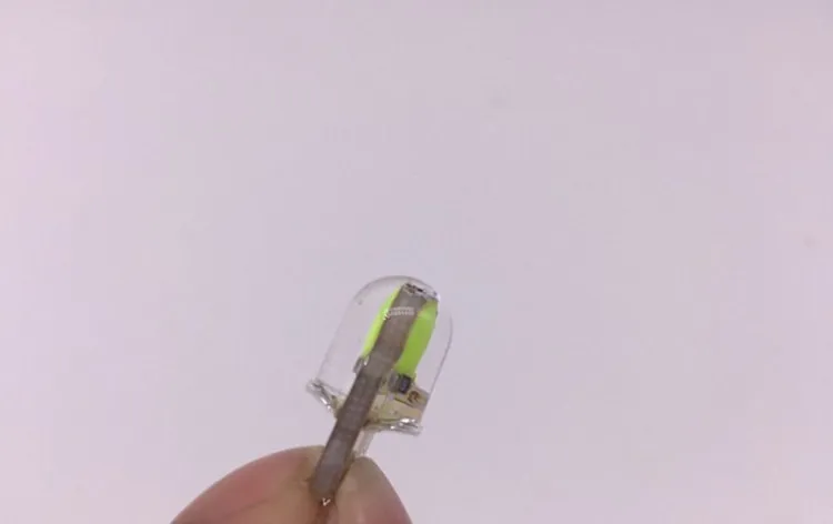 4434077910_1082100015