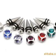 7 видов цветов 5 камень площади серьги Спайк мужчины панк серьги смешивать цвета