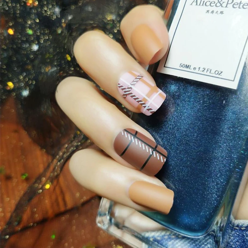 

24pcs French Coffee Lattice Design False Nails Full Cover Artificial Medium Long Square Acrylic Fake Nail Press On Nail Tips