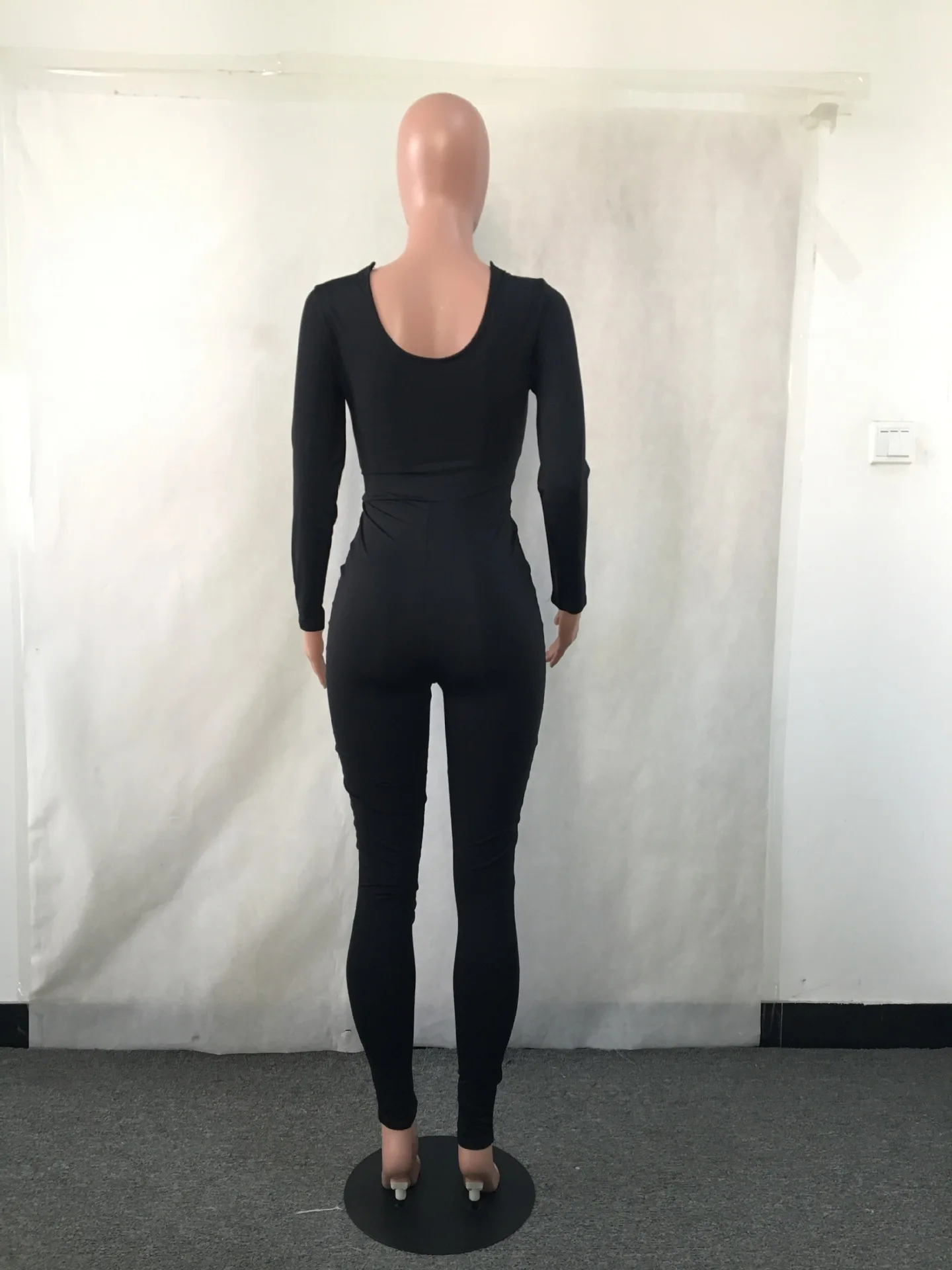  (3)