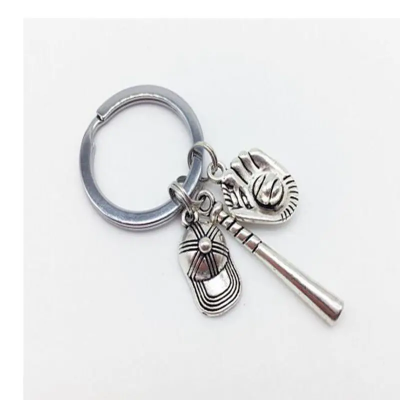 

Baseball Bat Glove Key Chain Vintage Silver Baseball Cap Pendant Keychain For Keys Car Bag Sports Key Ring Handbag Jewelry Gift