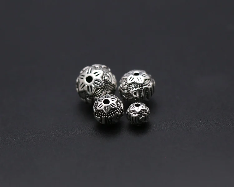 silver-om-bead005A