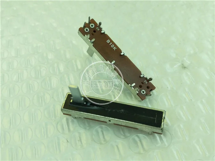 

Original new 100% SC3021N 45MM sliding pusher single potentiometer B10K non-standard pedal length 15MMC (SWITCH)