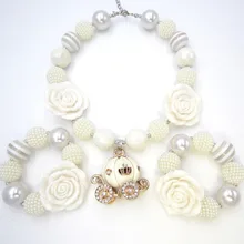 Детский подарок на день рождения для девочек, милый белый цветок, массивный бисер, ожерелье из жевательной резинки, Набор браслетов, детский кулон коляска в виде тыквы, ожерелье