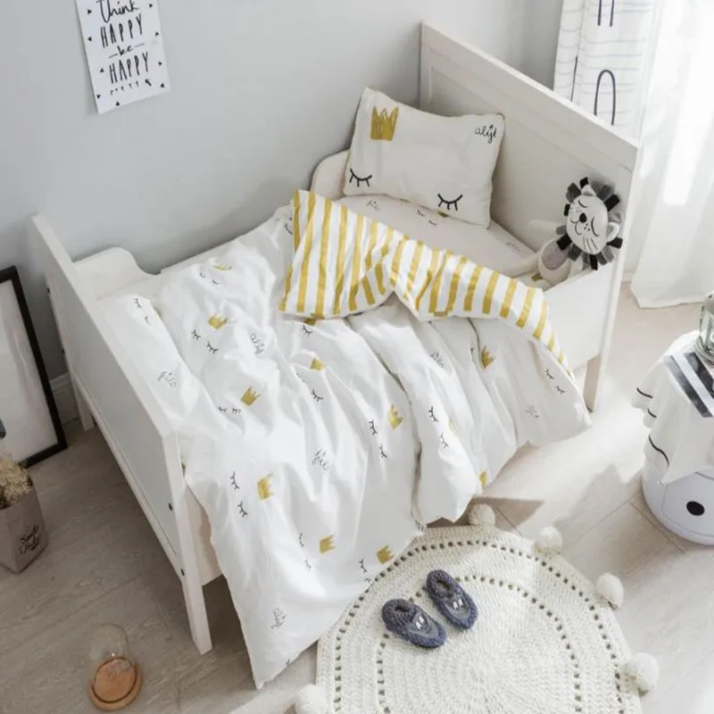 3pcs Set Baby Bed Set Cotton Breathable Cartoon Eyelashes Crown