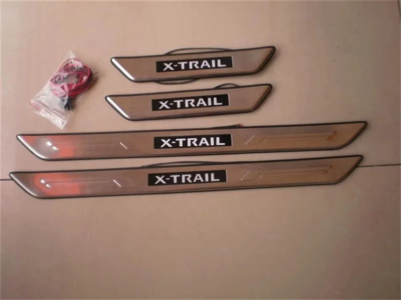 Parrillas de puerta LED ABAIWAI para Nissan x-trail rascador de placas de protección para el Exterior del coche X Trail 2008-2013 2014 de 2015, 2016 4 unids/set Parrillas de puerta LED ABAIWAI para Nissan x-trail rascador de placas de protección para el Exterior del coche X Trail 2008-2013 2014 de 2015, 2016 4 unids/set