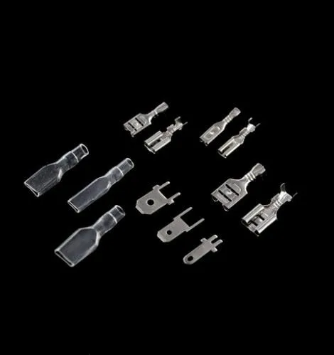 100 pces fêmea macho spade conector 2.8 /4.8 /6.3 terminal de friso e mangas de isolamento para terminais 22-16awg