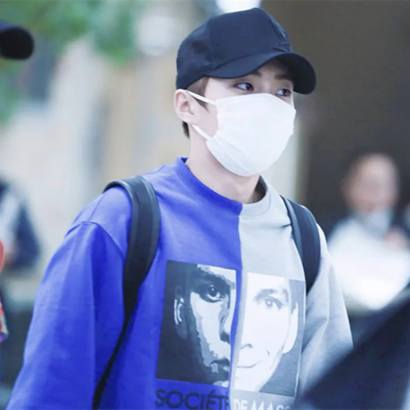 

2017 new kpop EXO XIU MIN concert The same paragraph Round neck Sweatshirt Splice printing clothes