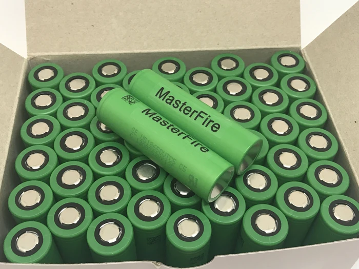 

100pcs/lot New US18650VTC5 3.7V 2600mAh High Drain 30A VTC5 Rechargeable Battery For Sony Electonic Cigarette Makita Tool