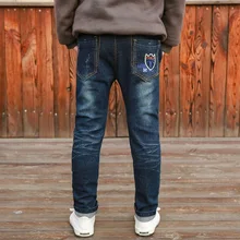 DIIMUU/детская одежда для мальчиков джинсы для мальчиков прямые джинсы с эластичной резинкой на талии, с эффектом потертости и светильник детские джинсы для мальчиков, От 5 до 13 лет, длинные брюки