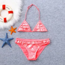 Красивые Детские Купальники для маленьких девочек; однотонные блестящие летние купальные костюмы с оборками; купальный костюм; безупречная пляжная одежда;