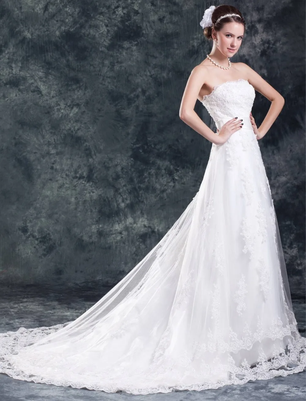 2017 Beaded Applique Lace Wedding Dress Strapless A Line Garden Dresses Court Train Bridal Gowns Cheap vestido de noiva | Свадьбы и