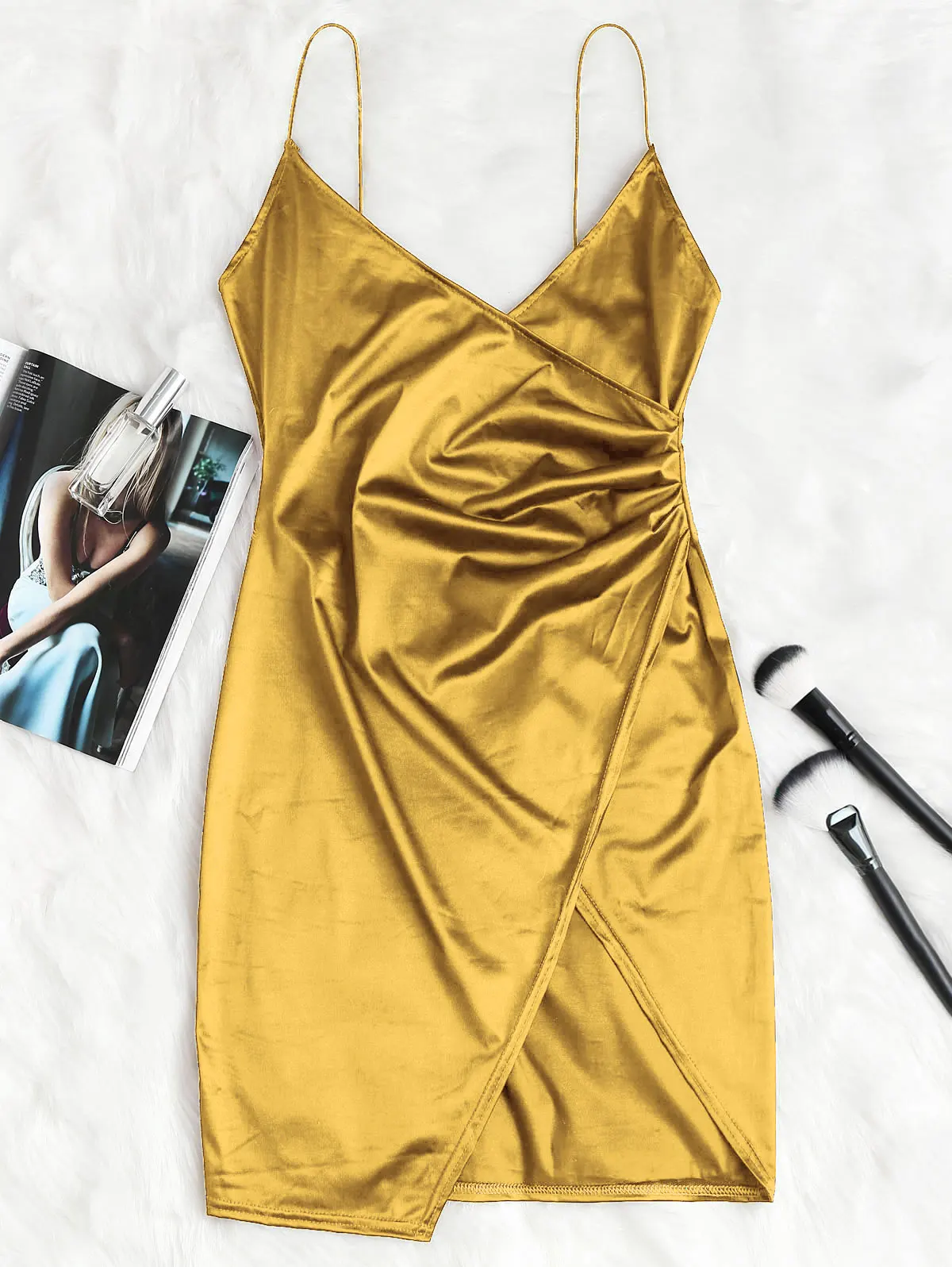 ZAFUL Cami Crossover Asymmetric Dress - Color: Gold