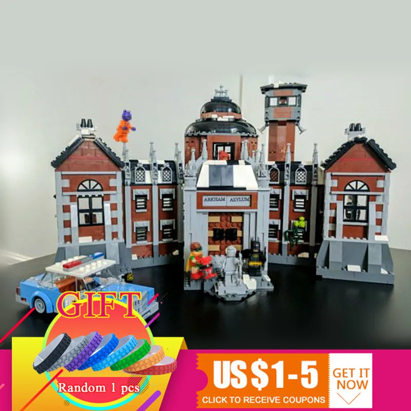 

07055 1628Pcs The Arkham`s Lunatic Asylum Batman Movie Series set compatible with 70912 Building Blocks Toys