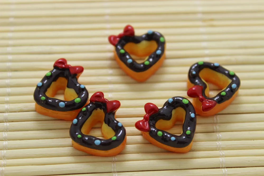 

50pcs/lot 16mm kawaii Decoration Resin chocolate heart shaped bowknot cookie resin Decoration for phone Decorations diy jewelry