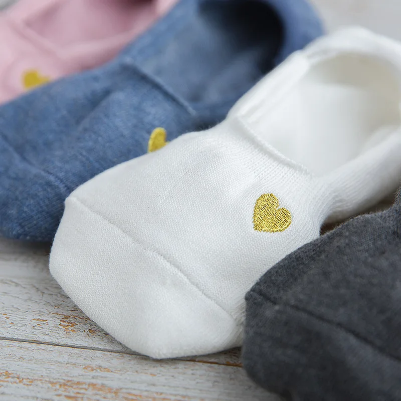 

Heart-shaped Embroidery Invisible White Boat Socks for Female Cotton Non-slip Cute Casual Women Socks Calcetines Mujer