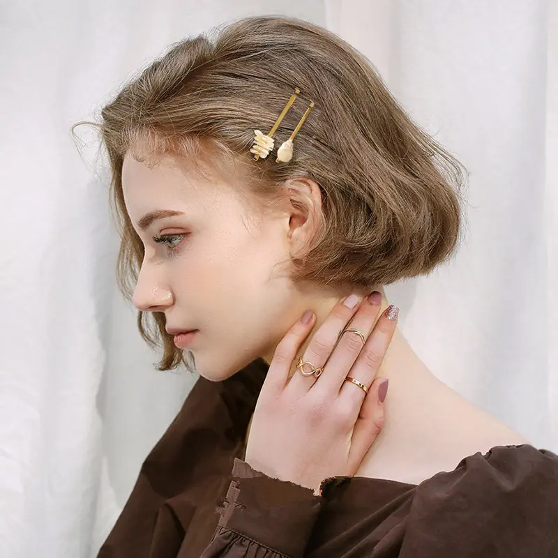 

AOMU Korea Chic Imitiation Pearl Shell Hairpins Geometric Irregular Natural Shell Metal Gold Color Hair Clips Hair Accessories