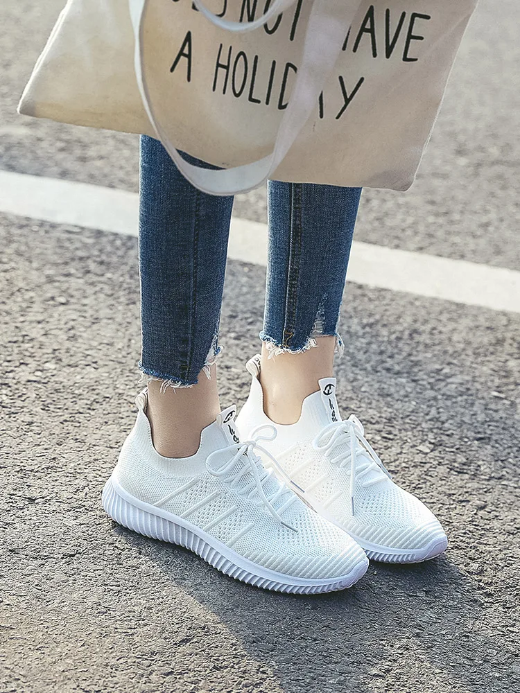 

White shoes 2019 new summer wild running casual sports breathable mesh shoes white shoes women shoes shoes woman
