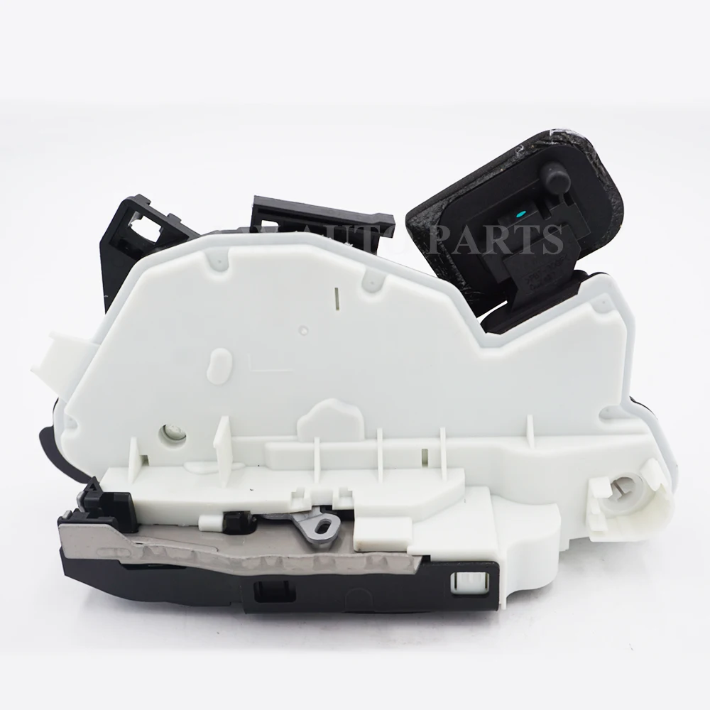 Фото Фонарь передний левый для VW Golf MK6 MK7 Passat B7 Polo Skoda Yeti 5K1837015C 6RD837015A №2
