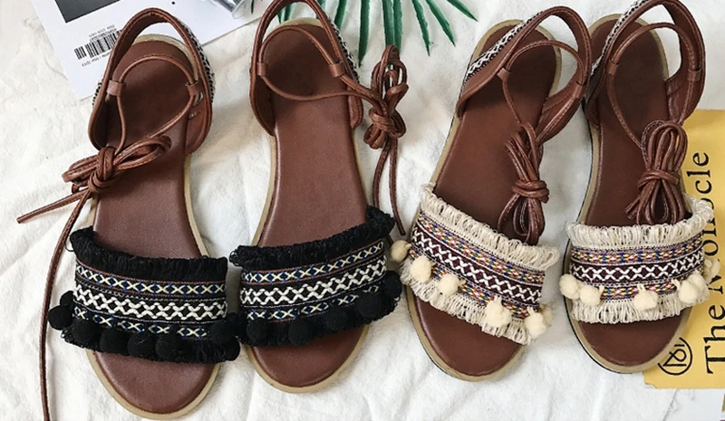 REAVE CAT/Летняя обувь; женские босоножки в народном стиле; удобные женские вьетнамки на мягкой плоской подошве в богемном стиле с перекрестной шнуровкой; сандалии; A599