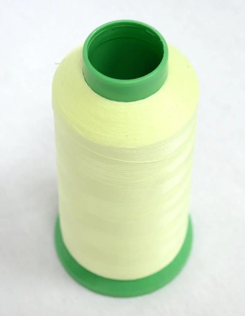 3000 ярдов Катушка светится в темноте машинная вышивка нить для шитья полиэфирная машинная швейная нить для вышивки GPD8198 - Цвет: light green