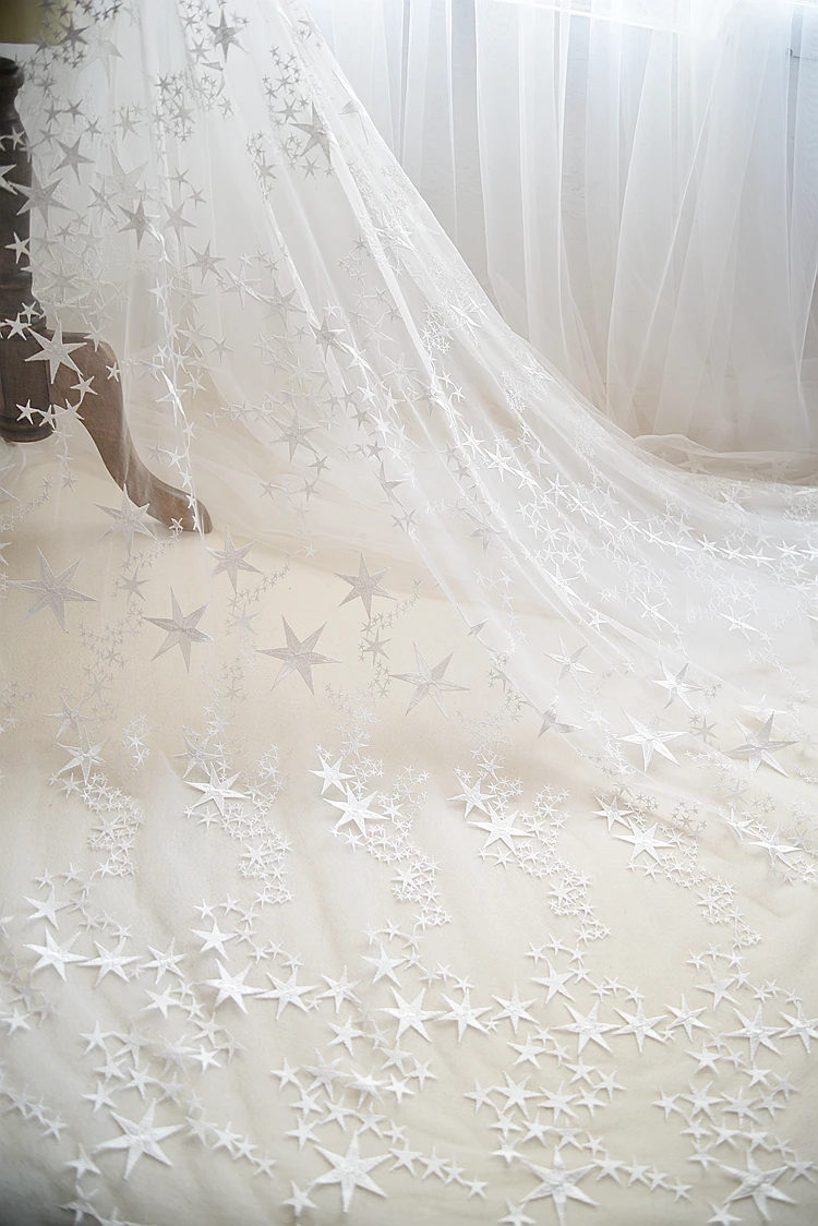 

Ivory color lace fabric 1yard, french lace fabric 2017 French net Lace for Ladies party dress lace 5y
