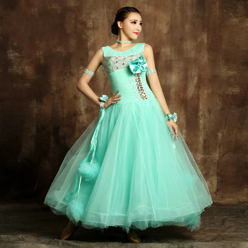 High end Luxurious Women Ballroom Dress Mint Green Decorative Drill Big