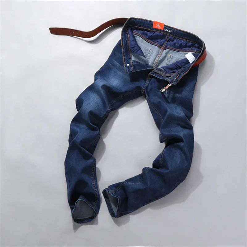 2018 Men's Jeans Four Seasons New Urban Fashion Popular Casual Cotton Stretch Denim Large Size Waist Feet Trousers Casual Jeans