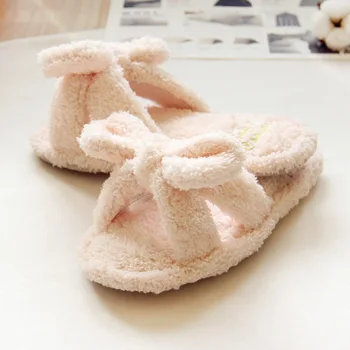 

50pcs/lot Girls Winter Indoor Footwear House Shoes Luxury Women's Fluff Flop Sandals