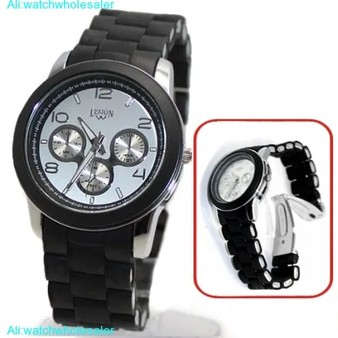 FW801E New PNP Shiny Silver Watchcase Silicone Black Band Designer Fashion Watch