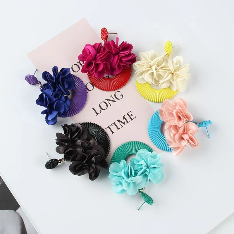 

2018 Women Bijoux Elegant Fabric Flower Petal Circle Round Earrings Charm Hollow Big Brincos